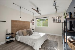 Single Family Residence, 5725 Blanco ave, Woodland Hills, CA 91367 - 39