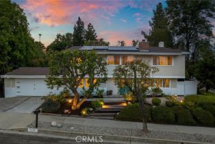 Single Family Residence, 5725 Blanco ave, Woodland Hills, CA 91367 - 9