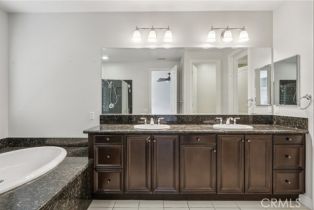 Townhouse, 21916 Bella Vista pl, Chatsworth, CA 91311 - 21