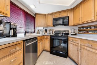 Single Family Residence, 21806 Mayan dr, Chatsworth, CA 91311 - 6