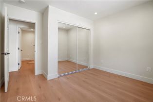 Single Family Residence, 18324 Sylvan st, Tarzana, CA 91335 - 23