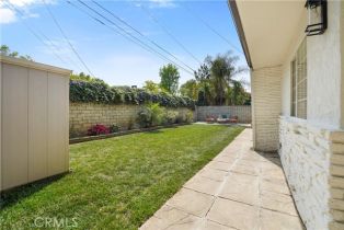 Single Family Residence, 18324 Sylvan st, Tarzana, CA 91335 - 41