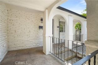 Single Family Residence, 18324 Sylvan st, Tarzana, CA 91335 - 50