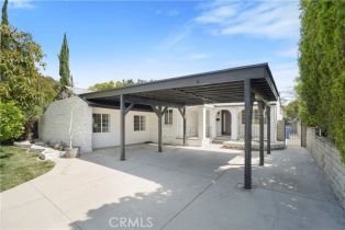 Single Family Residence, 18324 Sylvan st, Tarzana, CA 91335 - 51