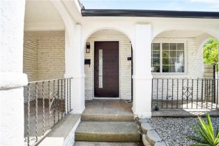 Single Family Residence, 18324 Sylvan st, Tarzana, CA 91335 - 52