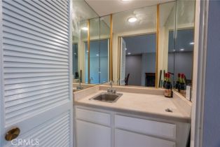 Condominium, 4321 Matilija ave, Sherman Oaks, CA 91423 - 16