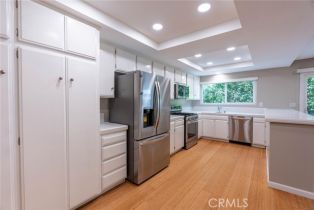 Condominium, 4321 Matilija ave, Sherman Oaks, CA 91423 - 7