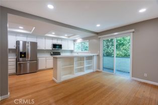 Condominium, 4321 Matilija ave, Sherman Oaks, CA 91423 - 8