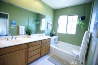 Condominium, 1440 Patricia ave, Simi Valley, CA 93065 - 24