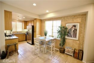 Condominium, 1440 Patricia ave, Simi Valley, CA 93065 - 5