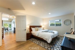 Single Family Residence, 22253 Del Valle st, Woodland Hills, CA 91364 - 18