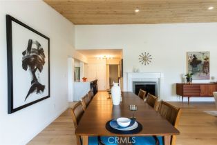 Single Family Residence, 22253 Del Valle st, Woodland Hills, CA 91364 - 5