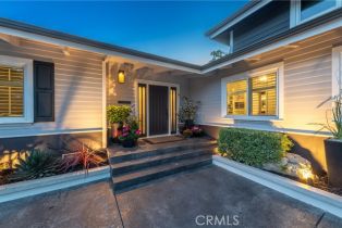Single Family Residence, 4739 Ronmar pl, Woodland Hills, CA 91364 - 5