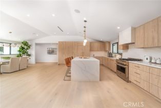 Single Family Residence, 20556 Califa st, Woodland Hills, CA 91367 - 27