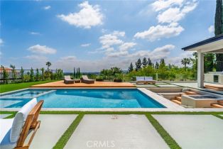 Single Family Residence, 20556 Califa st, Woodland Hills, CA 91367 - 4