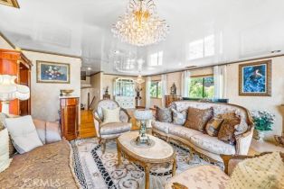 Single Family Residence, 17861 Cathedral pl, Encino, CA 91316 - 14