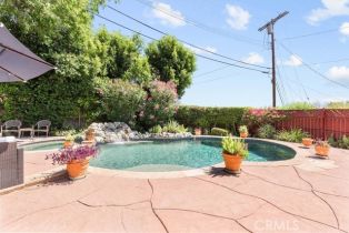 Single Family Residence, 17861 Cathedral pl, Encino, CA 91316 - 29
