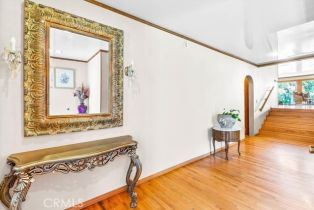 Single Family Residence, 17861 Cathedral pl, Encino, CA 91316 - 3