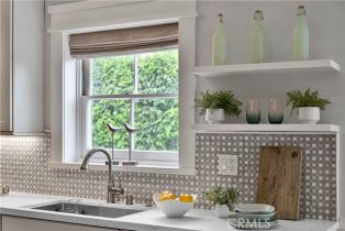 Single Family Residence, 21820 Dumetz rd, Woodland Hills, CA 91364 - 32