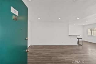 Condominium, 5328 Newcastle ave, Encino, CA 91316 - 2