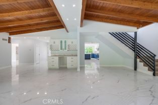 Single Family Residence, 22555 Califa st, Woodland Hills, CA 91367 - 10