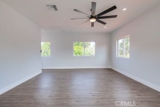 Single Family Residence, 22555 Califa st, Woodland Hills, CA 91367 - 12