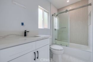 Single Family Residence, 22555 Califa st, Woodland Hills, CA 91367 - 16