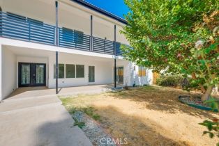 Single Family Residence, 22555 Califa st, Woodland Hills, CA 91367 - 3