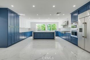 Single Family Residence, 22555 Califa st, Woodland Hills, CA 91367 - 4