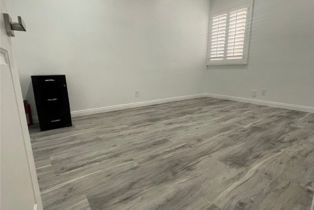 Single Family Residence, 10115 Montgomery ave, Granada Hills, CA 91343 - 14