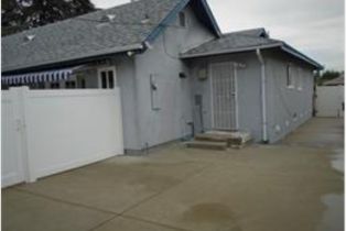 Single Family Residence, 10115 Montgomery ave, Granada Hills, CA 91343 - 26