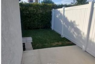 Single Family Residence, 10115 Montgomery ave, Granada Hills, CA 91343 - 27