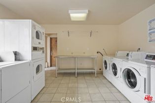 Condominium, 5414 Newcastle ave, Encino, CA 91316 - 15