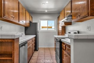 Condominium, 5414 Newcastle ave, Encino, CA 91316 - 2