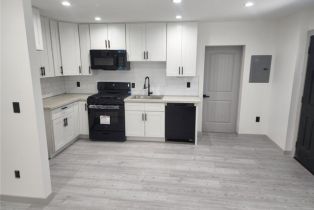 Single Family Residence, 1782 Los Feliz dr, Thousand Oaks, CA 91362 - 2