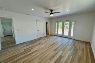 Single Family Residence, 13845 Moorpark st, Sherman Oaks, CA 91423 - 12