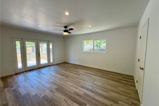 Single Family Residence, 13845 Moorpark st, Sherman Oaks, CA 91423 - 13