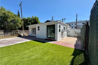 Single Family Residence, 13845 Moorpark st, Sherman Oaks, CA 91423 - 20