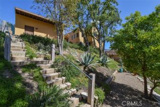 Single Family Residence, 4950 Campo rd, Woodland Hills, CA 91364 - 35