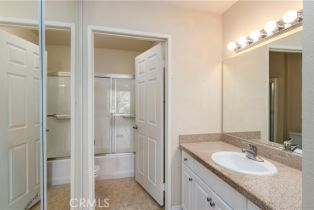 Condominium, 21500 Burbank blvd, Woodland Hills, CA 91367 - 10