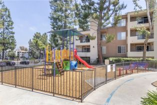 Condominium, 21500 Burbank blvd, Woodland Hills, CA 91367 - 18