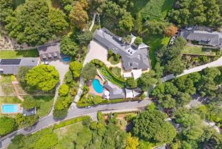 Single Family Residence, 3818 Hollyline ave, Sherman Oaks, CA 91423 - 2