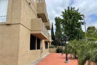 Apartment, 14105 Califa st, Sherman Oaks, CA 91401 - 2