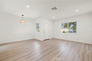 Single Family Residence, 5826 Jamieson ave, Encino, CA 91316 - 4