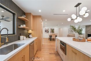 Single Family Residence, 23240 Leonora dr, Woodland Hills, CA 91367 - 11