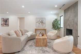 Single Family Residence, 23240 Leonora dr, Woodland Hills, CA 91367 - 4