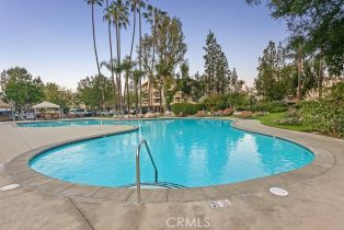 Condominium, 5530 Owensmoutth ave, Woodland Hills, CA 91367 - 10