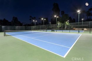 Condominium, 5530 Owensmoutth ave, Woodland Hills, CA 91367 - 12