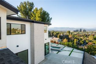 Single Family Residence, 5099 Llano dr, Woodland Hills, CA 91364 - 38