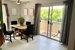 Condominium, 9917 Independence ave, Chatsworth, CA 91311 - 11